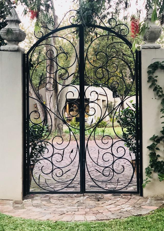 Bella B'S Bed & Breakfast Johannesburg Bagian luar foto